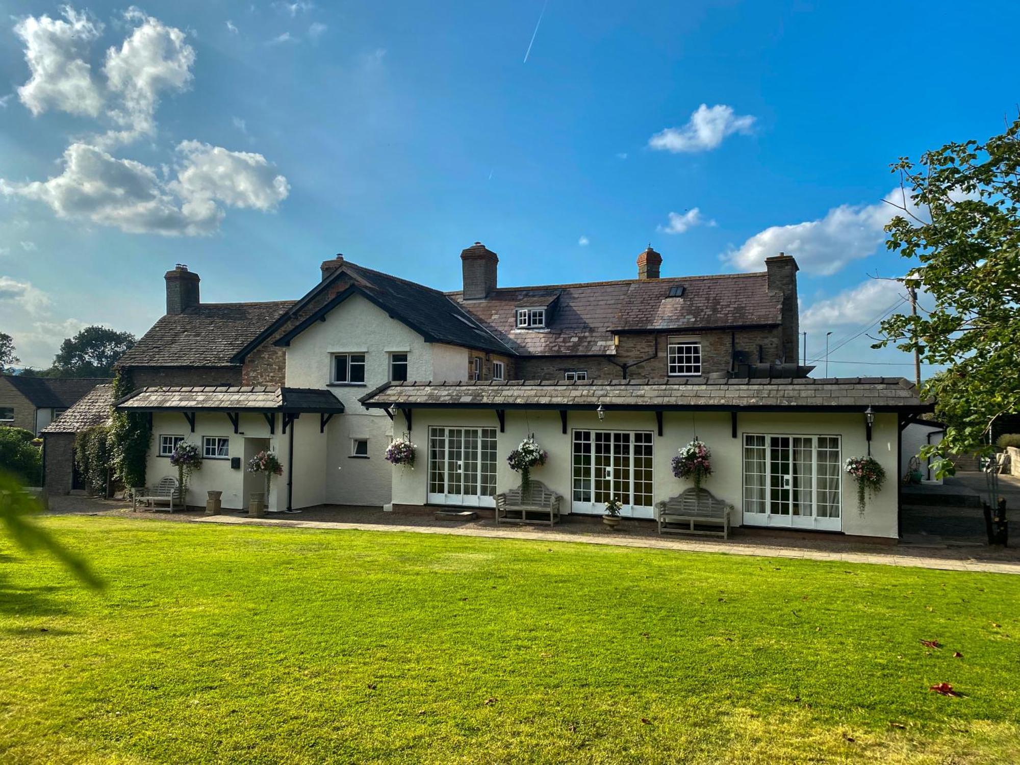 Three Cocks Hotel Brecon Eksteriør billede